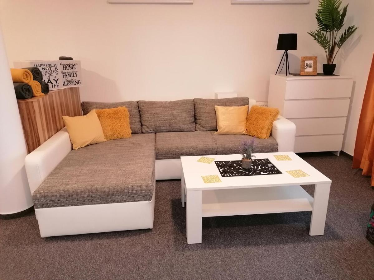 Apartman 26 Mymara Bešeňová Esterno foto